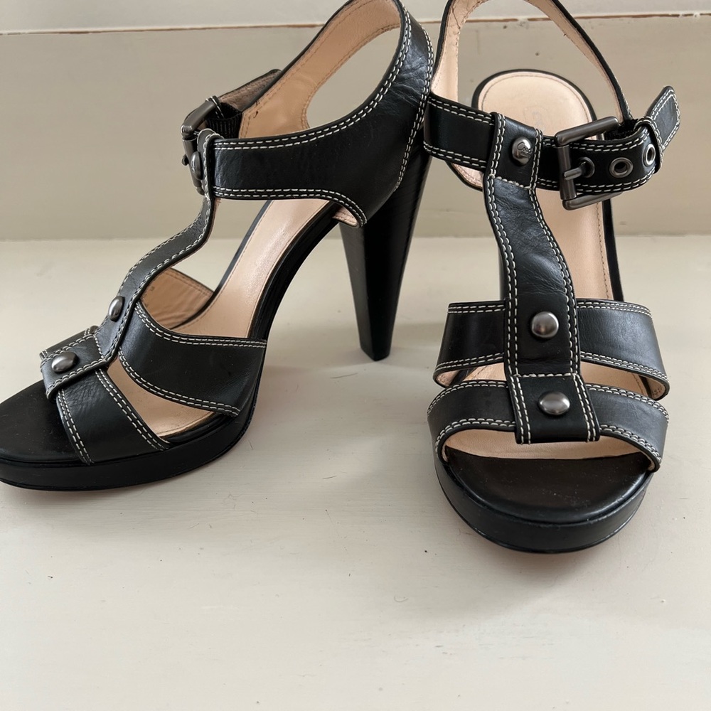 Coach Ginger black leather,  open toe buckle T-strap sandal heels